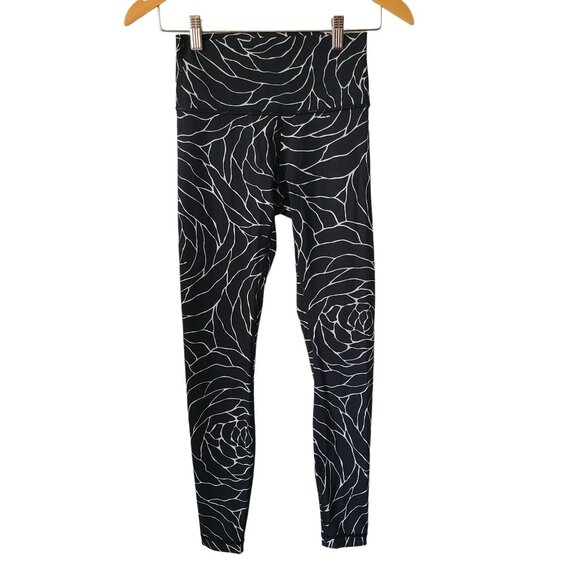 Lululemon US Size 0 Wunder Under Hi-Rise Tight Full-On Luxtreme Radiate Rose - Picture 1 of 10